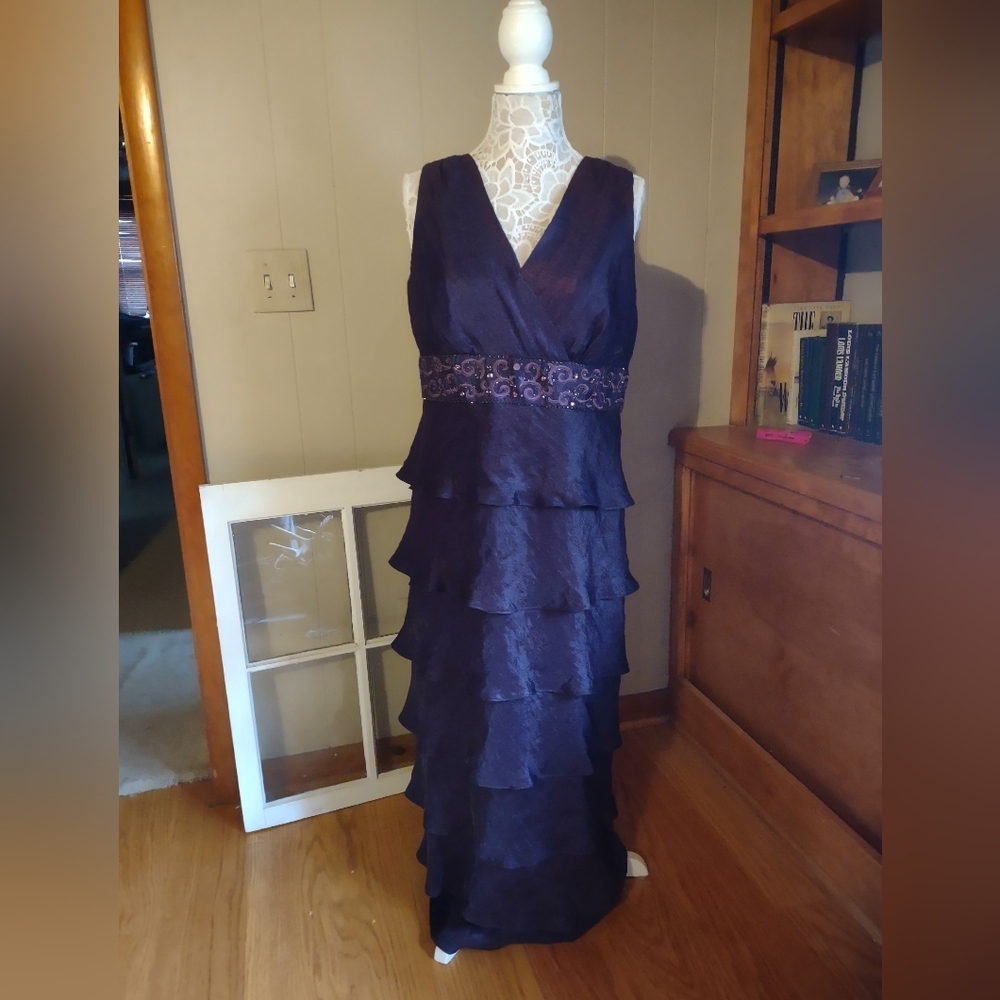 Beautiful Deep Purple Long Dress size 16
